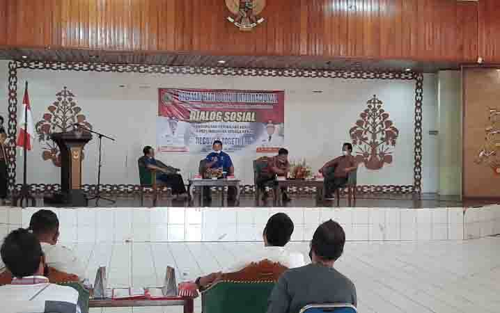 Disnakertrans Kalteng Gelar Dialog Sosial Peringatan Hari Buruh di Gumas