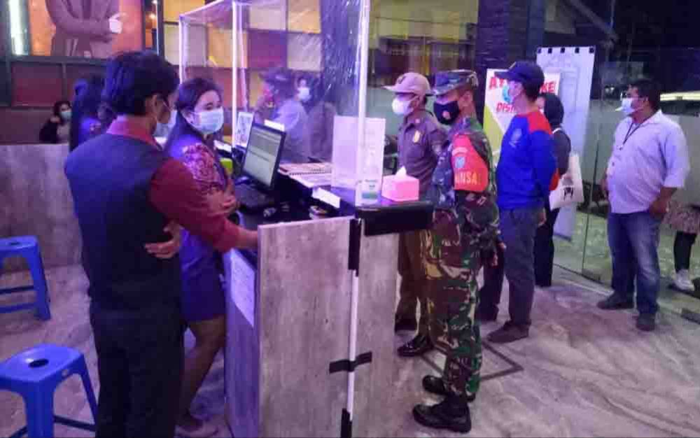 Satgas Covid Kecamatan Jekan Raya Peringatkan Pelaku Usaha untuk Taati Edaran Walikota