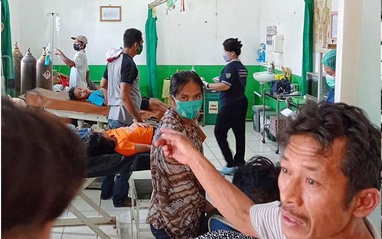 Hingga Malam Ini Sudah 26 Korban Keracunan Massal Dilarikan ke Puskesmas