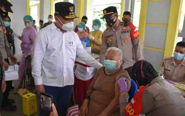 Bupati dan Walikota Perlu Kerja Keras Percepat Target Vaksinasi Covid-19