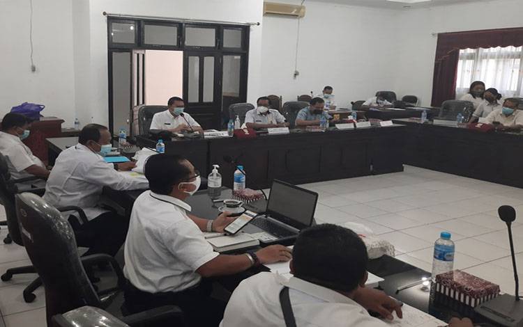 DPRD Gunung Mas RDP dengan Dinas Perikanan