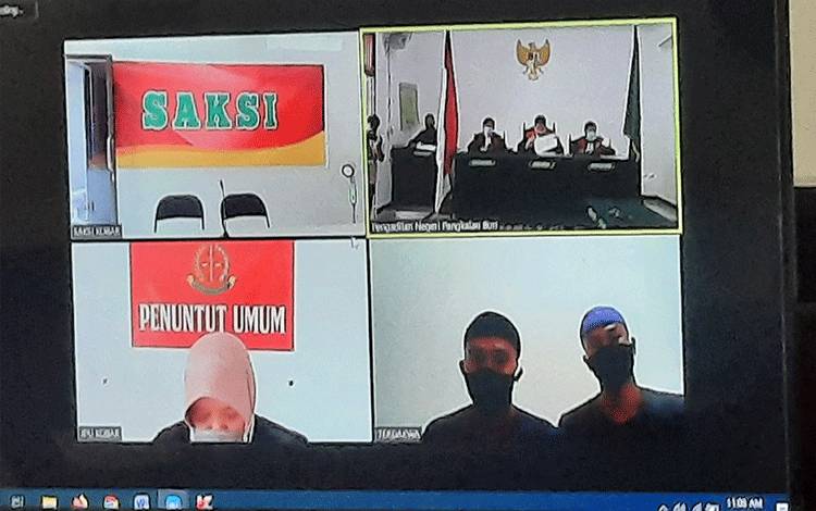 Dua terdakwa RR dan NR kasus pencurian rumah, dituntut penjara 1 tahun 6 bulan.