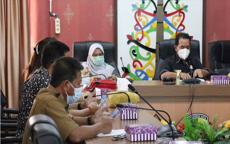 Bapemperda Lanjutkan Pembahasan 3 Raperda Inisiatif DPRD