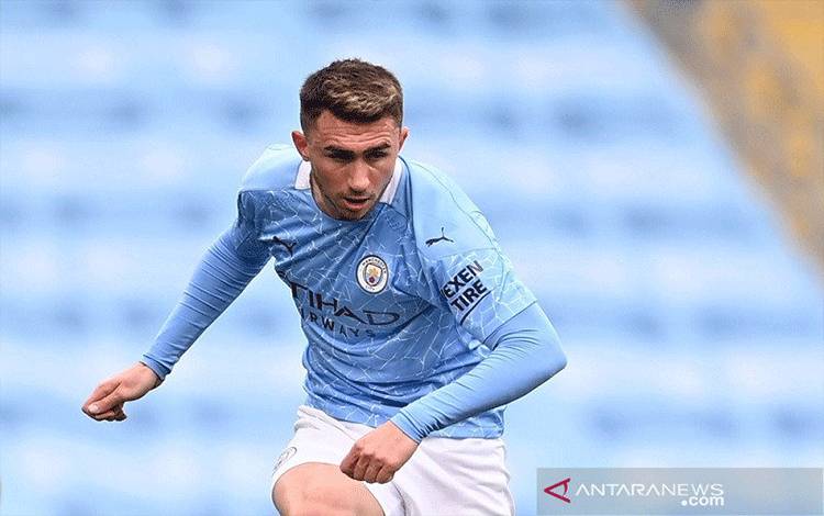 Laporte Merasa Mendapat Kehormatan Dalam Debut Bersama Spanyol