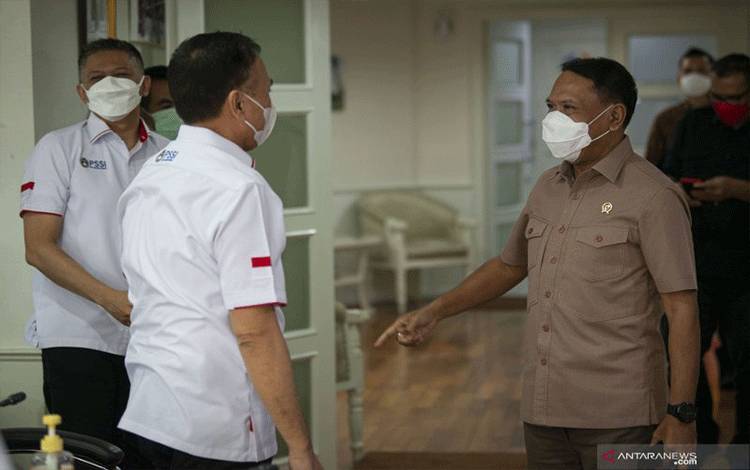 Menpora Mulai sosialisasi Inpres Sepak Bola