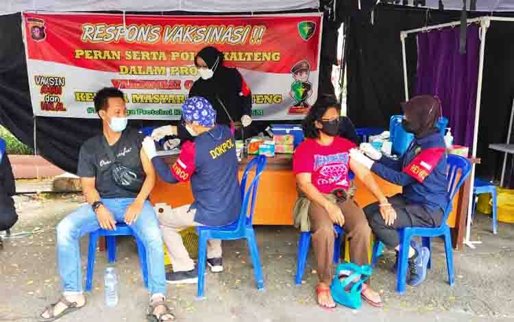 Polda Kalteng Kebut Pelaksanaan Vaksinasi Lansia dan Dewasa