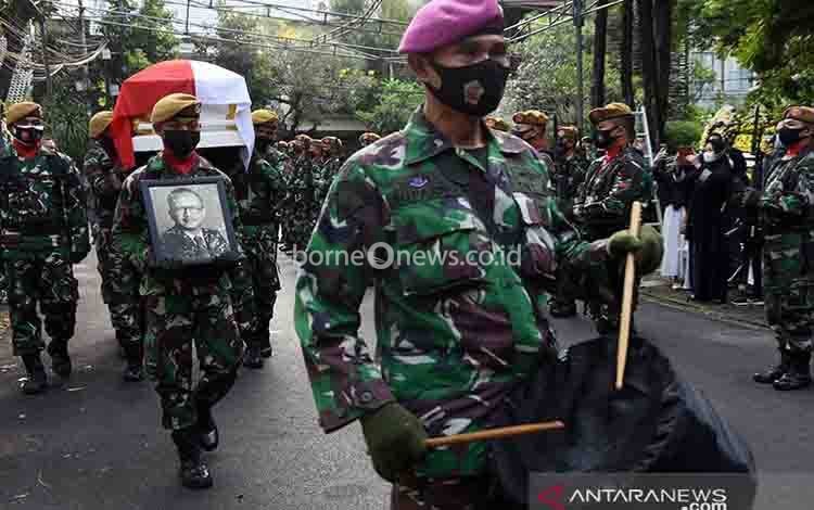 Pengabdian Mochtar Kusumaatmadja Jadi Teladan Bagi Indonesia