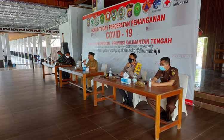 Polres Seruyan Dukung Suksesnya Pelaksanaan Vaksinasi Covid-19
