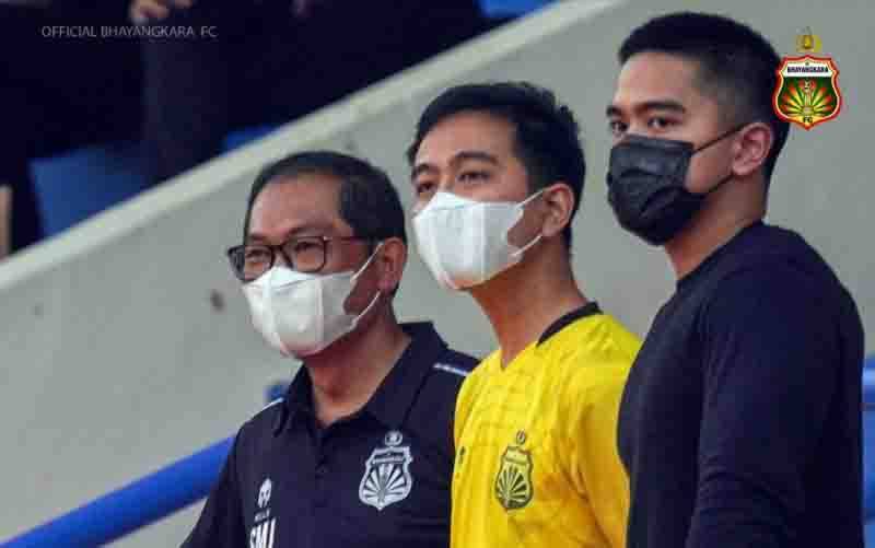 Bhayangkara FC Antusias Sambut Piala Wali Kota Solo