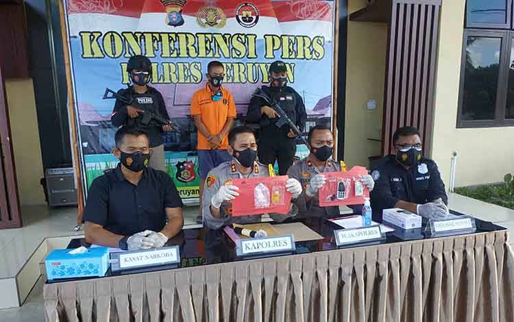 Pensiunan Polri Ditangkap karena Sabu