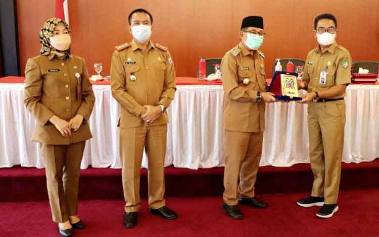 Kabupaten Lain Kanji Banding Pilkades Serentak di Musim Pandemi ke Murung Raya