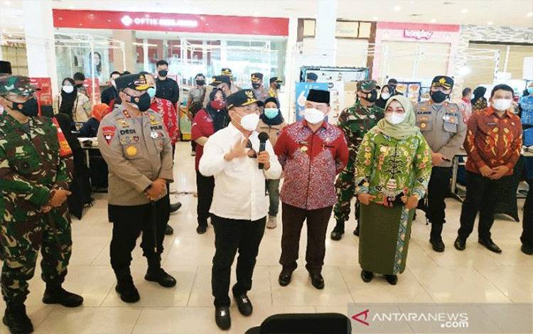Pemprov Kalteng Targetkan Vaksinasi 16.000 Orang Setiap Hari