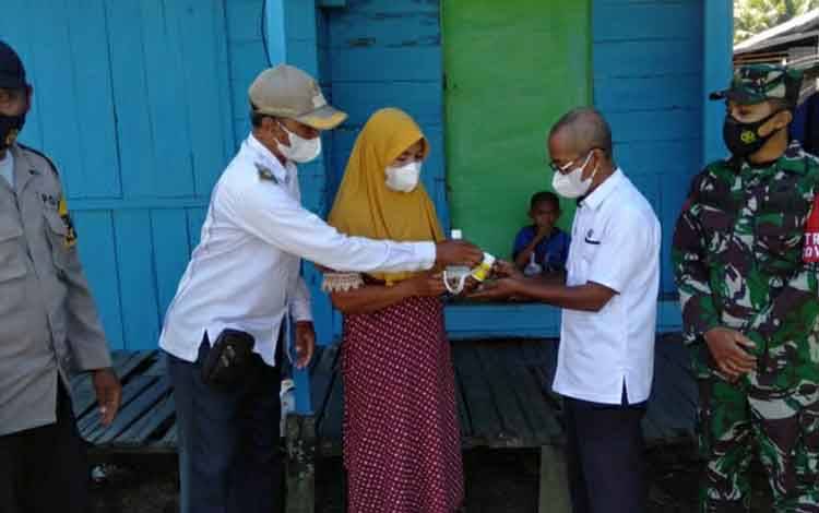 Ini Cara Pemdes Tamban Baru Timur Cegah Penularan Covid-19