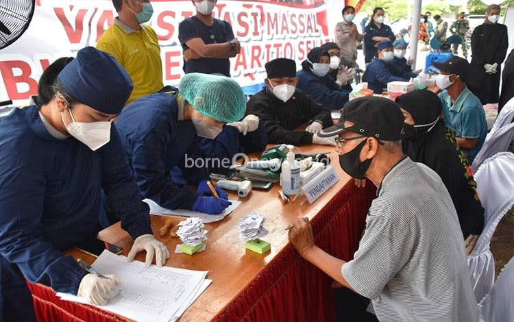 Genjot Vaksinasi, Gubernur Minta Barsel Capai 70 Persen Akhir 2021