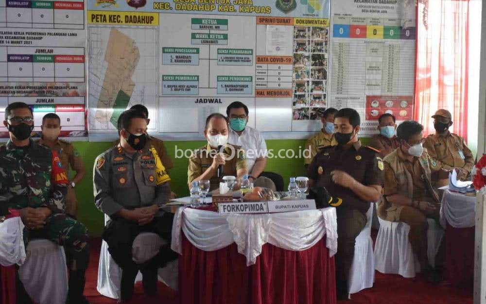 Bupati Kapuas, Ben Brahim S Bahat saat menyampaikan paparan dalam video conference bersama Wakapolri, Senin 14 Juni 2021