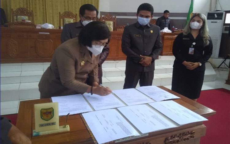 Perangkat Daerah Kabupaten Gunung Mas Diminta Menyosialisasikan 4 Perda ke Masyarakat