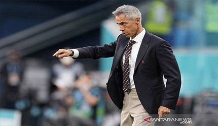 Kelalaian Lini Belakang Polandia Disoroti Seusai Kalah Lawan Slovakia