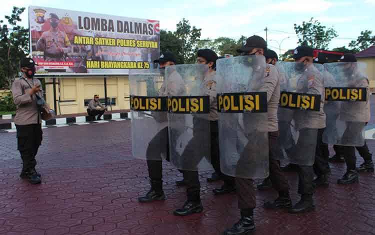 Polres Seruyan Adakan Lomba Dalmas Antar Satuan