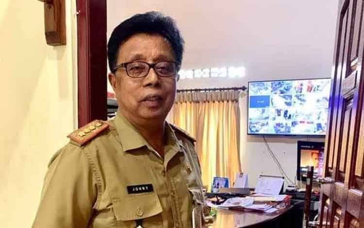 Bangunan Pagar di Atas Drainase Depan Toko Bos Miras yang Dibongkar Wakil Bupati Sudah Menyalahi Aturan