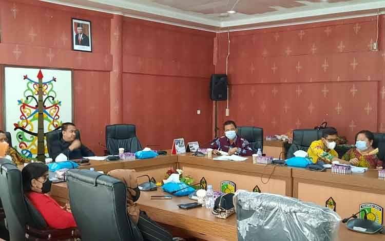 Pansus DPRD Lanjutkan Pembahasan Raperda Ketahanan Pangan