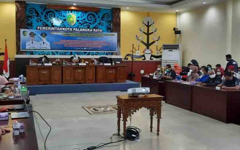 Pemko Palangka Raya Lakukan Pemerataan Pembangunan Sampai Komunitas Adat Terpencil