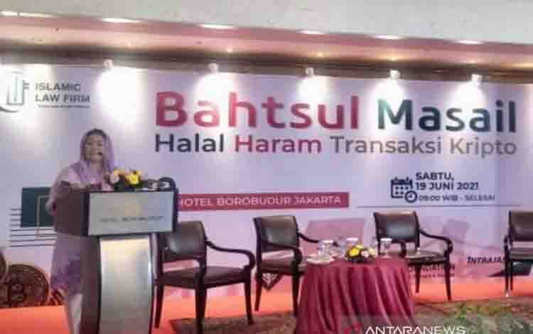 Yenny Wahid Prakarsai Pembahasan Halal atau Haram Uang Kripto