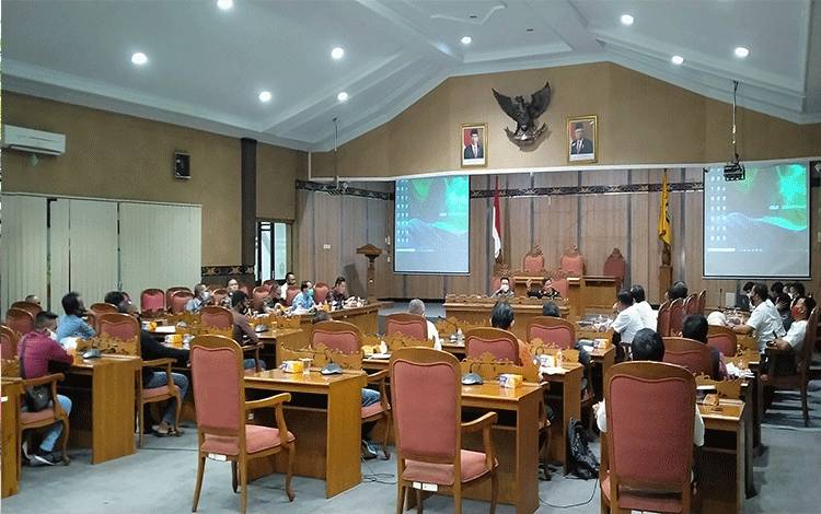 Laporan Warga Mandek di Komisi I DPRD Kotim