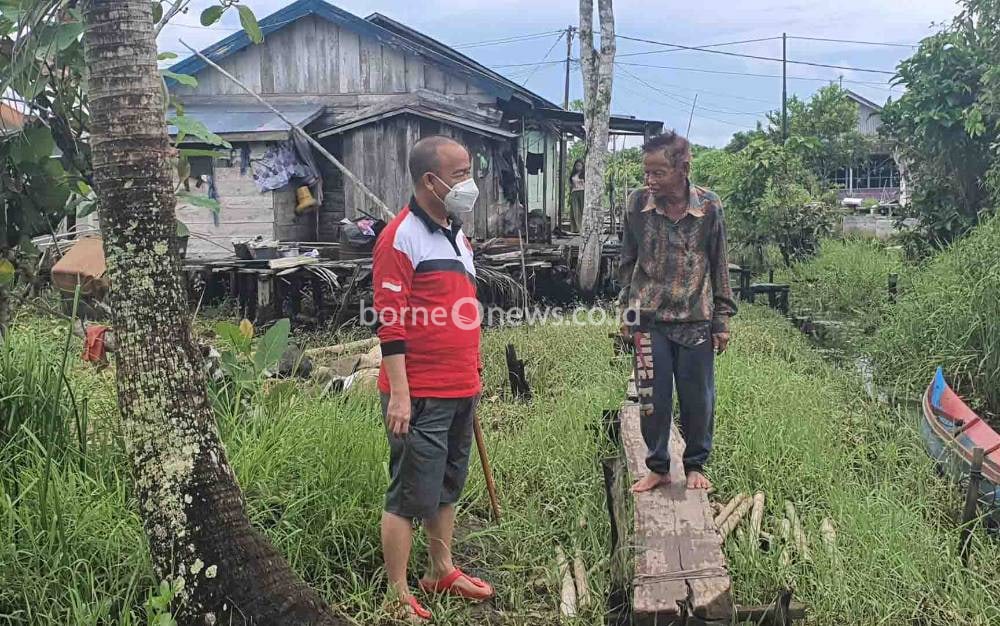 Masuk Usulan Bedah Rumah, Bupati Seruyan Cek Langsung Kondisi Rumah Warga