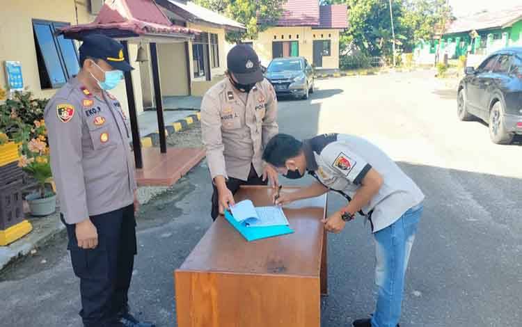 Jajaran Polsek Katingan Hilir Tanda Tangani Pakta Integritas Anti Narkoba