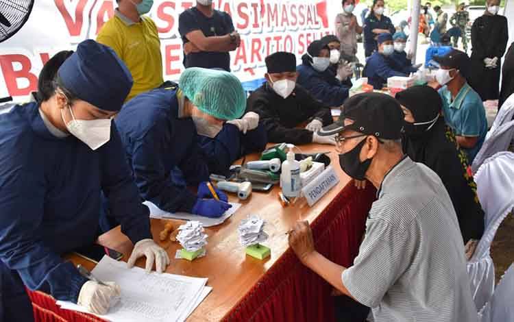 Vaksinasi Covid-19 di Kalimantan Tengah