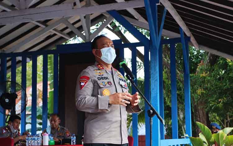 Kapolda Kalteng Silaturahmi dengan Insan Pers Sekaligus Menggelar Lomba Mancing
