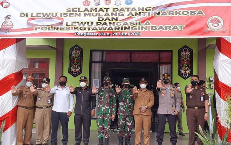 Pemkab Kobar Harapkan Pasir Panjang Jadi Role Model Desa Bebas Narkoba