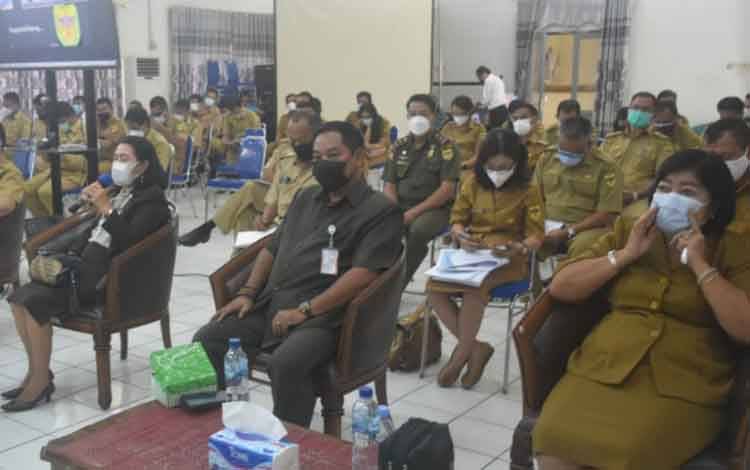 Anggota DPRD Gunung Mas Beri Masukan Terhadap Perubahan Renstra