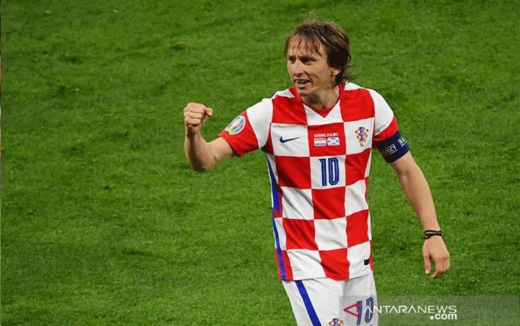 Ringkasan Grup D: Walau Telat Panas, Kroasia Susul Inggris dan Ceko