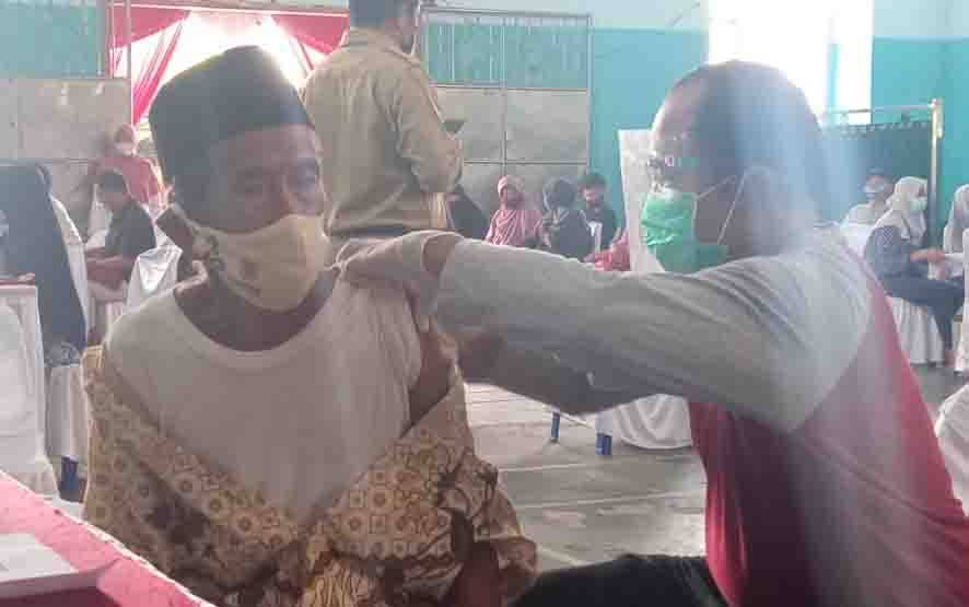 Pencapaian Target Vaksinasi Lansia di Kobar Libatkan Berbagai Instansi
