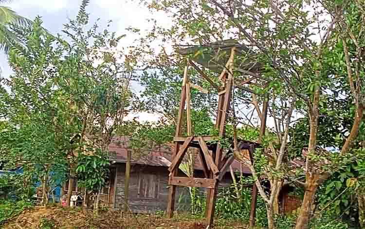 Pemdes Ampari Telah Perbaiki Tower Air yang Miring dan Bahayakan Warga
