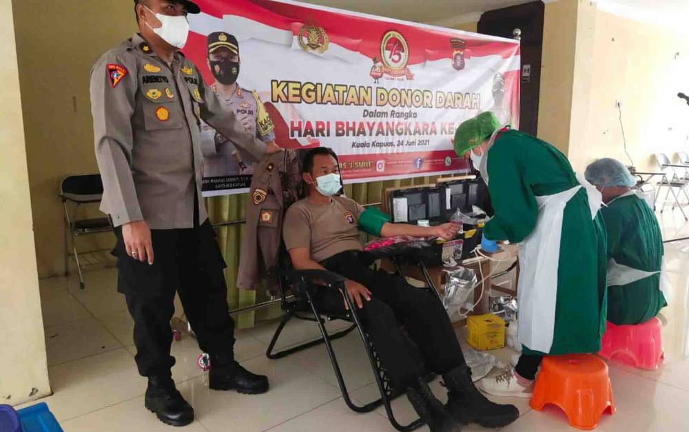 Polres Kapuas Gelar Bakti Sosial Donor Darah Sambut Hari Bhayangkara