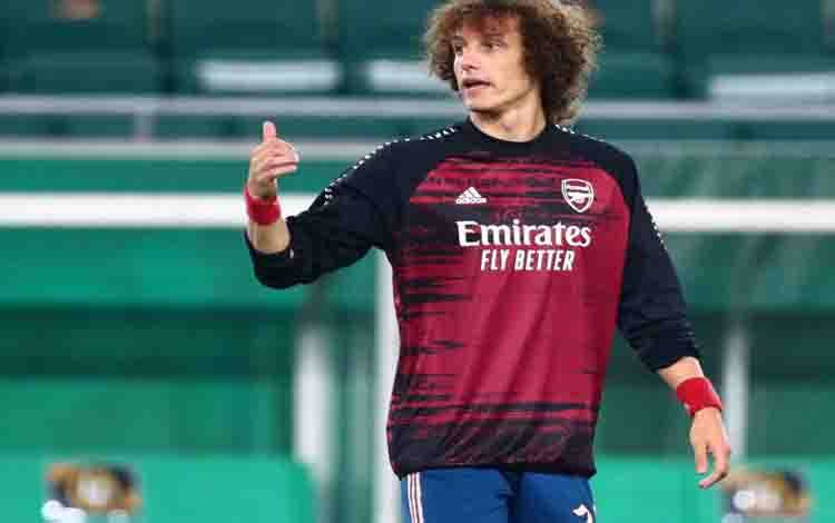 Paris Saint-Germain Tertarik Pulangkan David Luiz