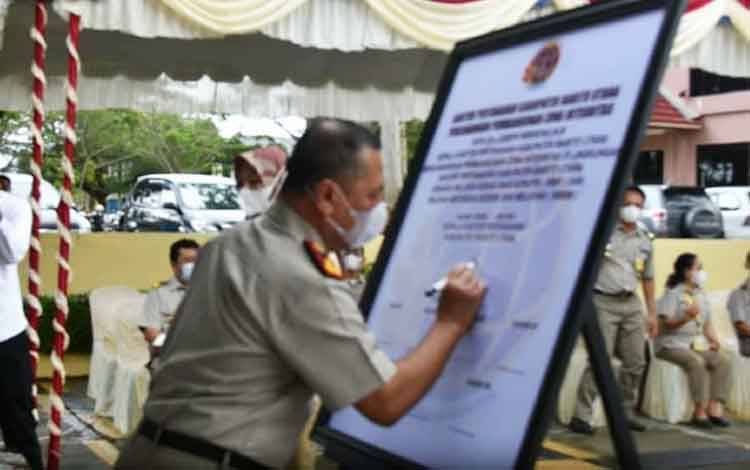 BPN Barito Utara Tandatangi Pembangunan Zona Integritas WBK dan WBBM