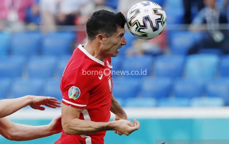 Lewandowski Sulit Terima Kenyataan Polandia Tersingkir dari Euro 2020