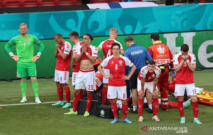 Liga Premier Donasikan Dua Ribu Defribilator ke Klub-klub Amatir