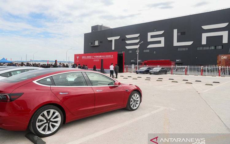 Tesla Tarik 280.000 Mobil dari Pasar China