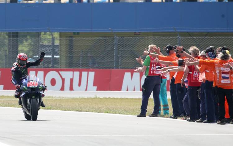 Quartararo Juarai MotoGP Belanda ketika Yamaha Finis 1-2