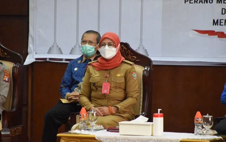 Asisten Administrasi Umum Sekretariat Daerah (Setda) Kalteng Lies Fahimah (Foto:Asep)