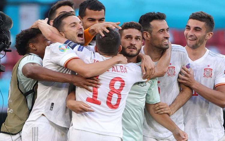 Drama 8 Gol Antar Spanyol ke Perempatfinal Euro 2020