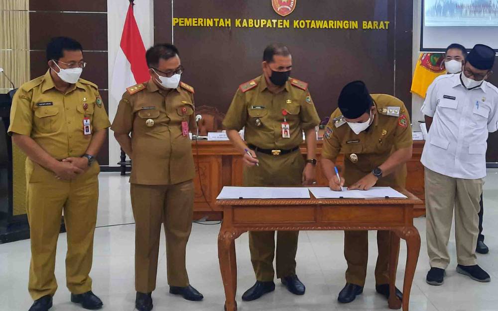 Pelarangan Melintas Bagi Kendaraan Bermuatan Melebihi Tonase Jalan Pangkalan Bun - Kolam Akan Diberlakukan