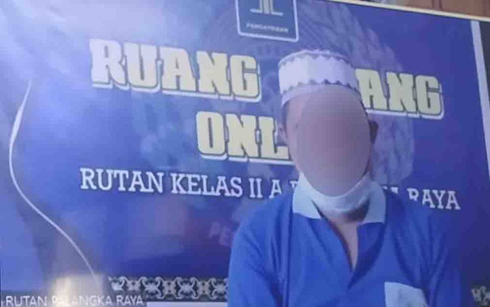 Terdakwa Irwan Aris Segera alias Irwan.