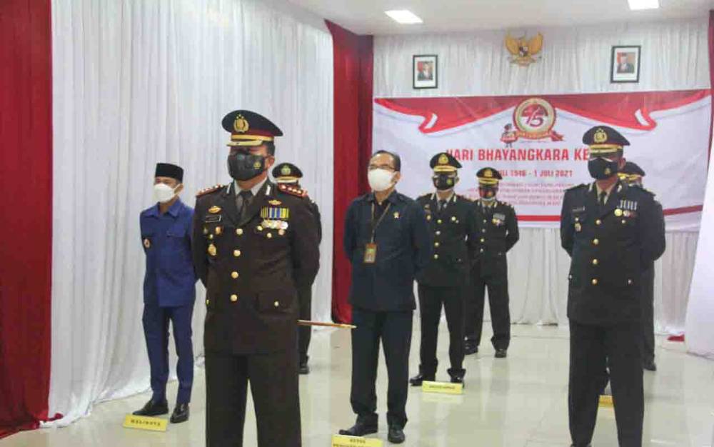 Kapolresta Palangka Raya Ikuti Upacara HUT ke-75 Bhayangkara Secara Virtual