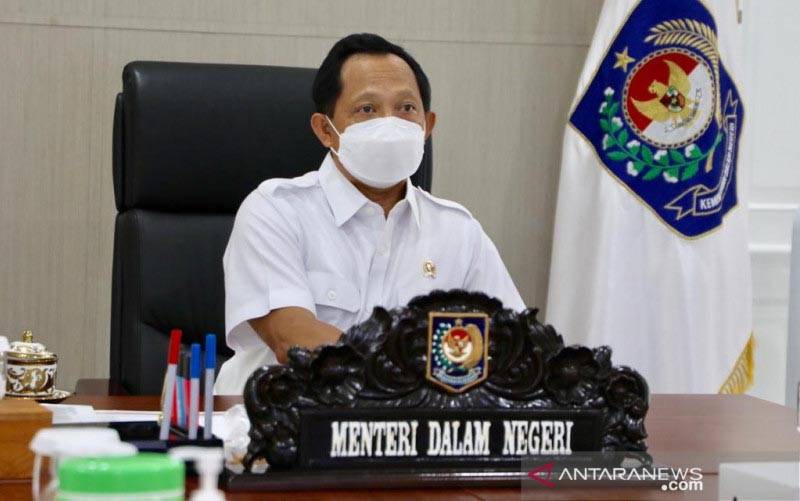 Mendagri Terbitkan Tiga instruksi Perpanjangan PPKM Level 4