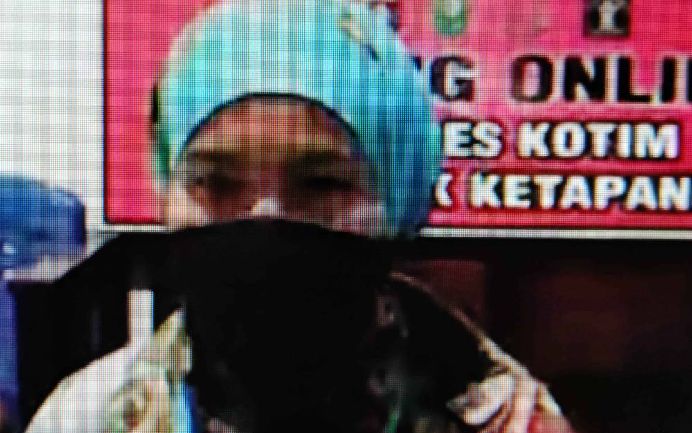 Perempuan ini Mau Disuruh Pacarnya Jual Sabu